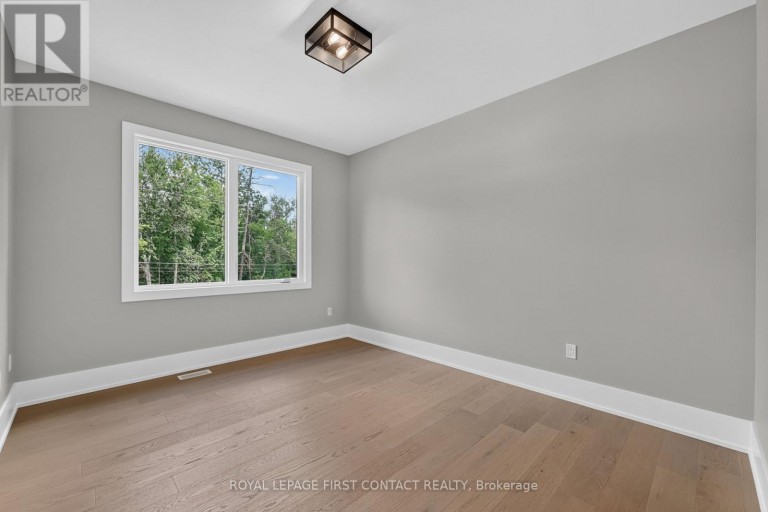 UPPER - 929 7TH LINE, Innisfil (Alcona), Ontario, L9S4G1