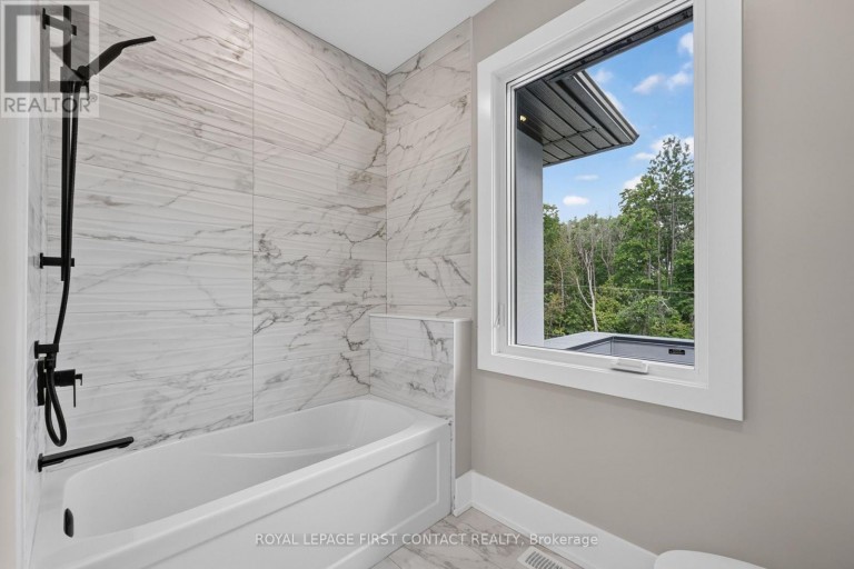 UPPER - 929 7TH LINE, Innisfil (Alcona), Ontario, L9S4G1