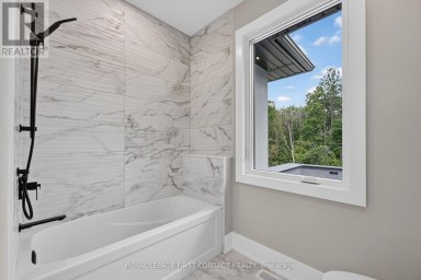 UPPER - 929 7TH LINE Innisfil (Alcona) Ontario photo 24