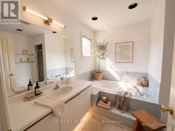 208 ANASTASIA TERRACE Mississauga (Cooksville) Ontario photo 12