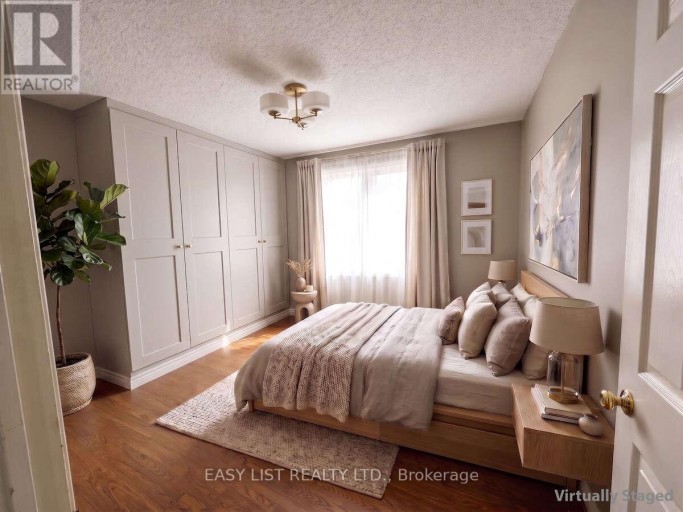 208 ANASTASIA TERRACE, Mississauga (Cooksville), Ontario, L5B3A6