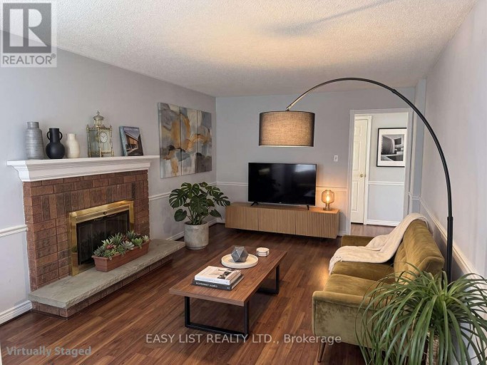 208 ANASTASIA TERRACE, Mississauga (Cooksville), Ontario, L5B3A6