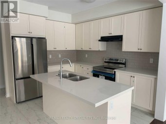 29 GUNN AVENUE Brantford Ontario photo 3