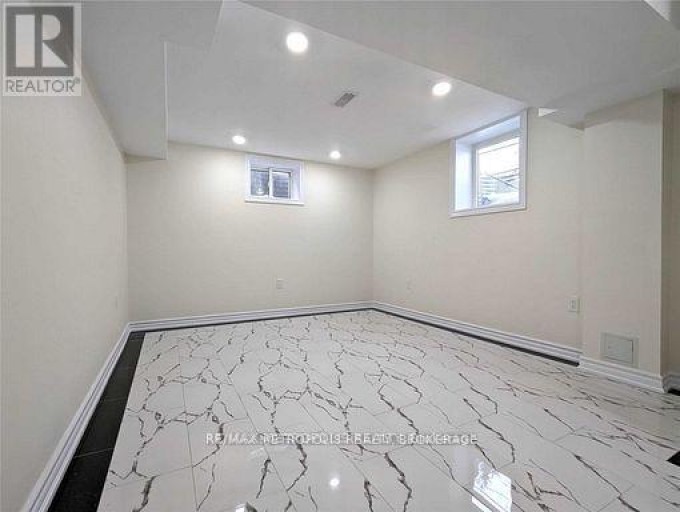 BSMT - 595 GIBBONS STREET, Oshawa (McLaughlin), Ontario, L1J4Z7