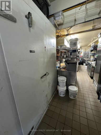 755 QUEEN STREET E, Toronto (South Riverdale), Ontario, M4M1H3