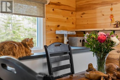 1001 ENGLISH CIRCLE Highlands East (Glamorgan) Ontario photo 14