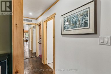 1001 ENGLISH CIRCLE Highlands East (Glamorgan) Ontario photo 24