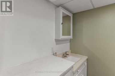 1001 ENGLISH CIRCLE Highlands East (Glamorgan) Ontario photo 35