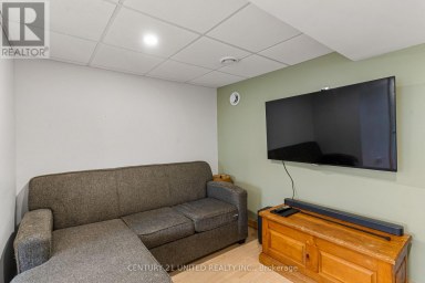 1001 ENGLISH CIRCLE Highlands East (Glamorgan) Ontario photo 37