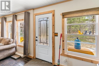 1001 ENGLISH CIRCLE Highlands East (Glamorgan) Ontario photo 6
