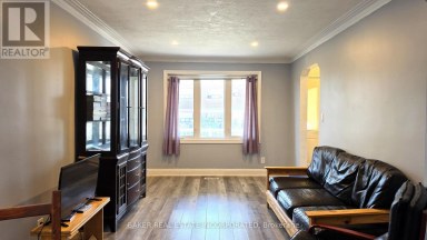 739 VAUGHAN ROAD Toronto (Oakwood Village) Ontario photo 6