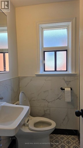 739 VAUGHAN ROAD, Toronto (Oakwood Village), Ontario, M6E2Z1