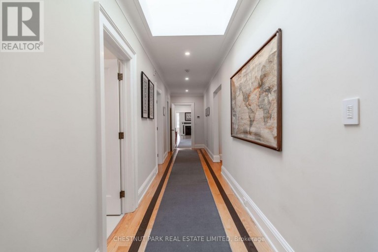 106 ROSEDALE HEIGHTS DRIVE, Toronto (Rosedale-Moore Park), Ontario, M4T1C6