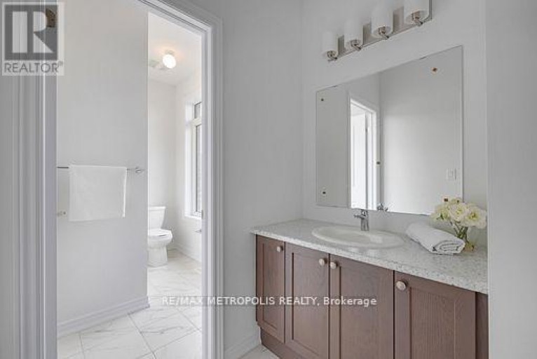 2048 CHRIS MASON STREET, Oshawa (Kedron), Ontario, L1L0S5