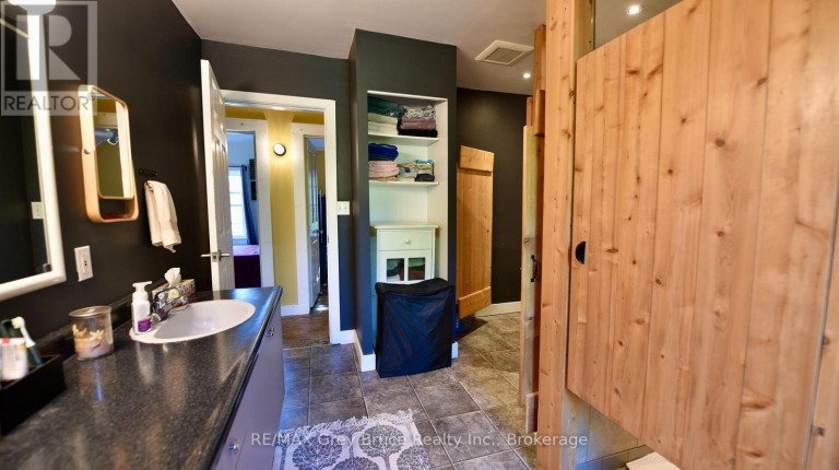 4 MILL STREET, Northern Bruce Peninsula, Ontario, N0H1W0