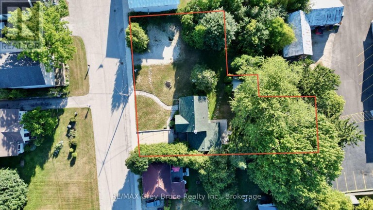 4 MILL STREET, Northern Bruce Peninsula, Ontario, N0H1W0