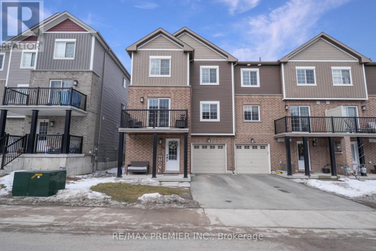 48 ANDEAN LANE, Barrie, Ontario, L9J0B1