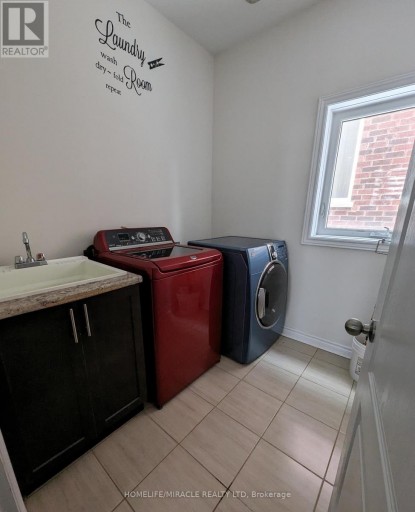 66 PORTLAND STREET, Collingwood, Ontario, L9Y3Z6