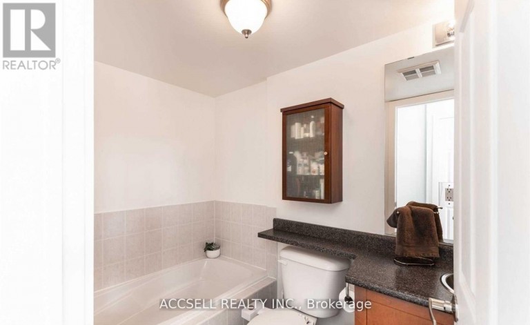 229 - 3400 LAKE SHORE BOULEVARD W, Toronto (Long Branch), Ontario, M8W4Z9