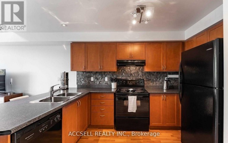 229 - 3400 LAKE SHORE BOULEVARD W, Toronto (Long Branch), Ontario, M8W4Z9