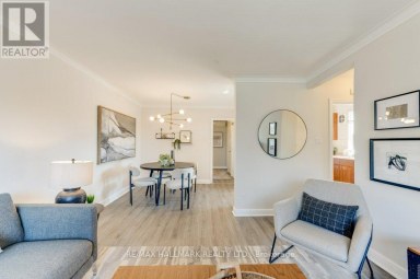 UPPER - 225 WOODVILLE AVENUE Toronto (East York) Ontario photo 5