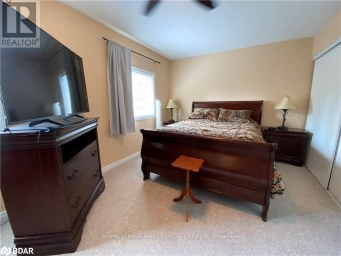 63 SYDENHAM Barrie (Georgian Drive) Ontario photo 12