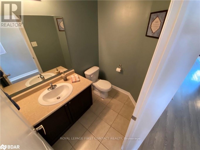 63 SYDENHAM, Barrie (Georgian Drive), Ontario, L4M6R5