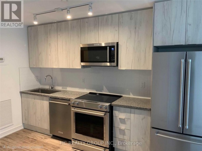 605 - 621 SHEPPARD AVENUE E, Toronto (Bayview Village), Ontario, M2K1B5