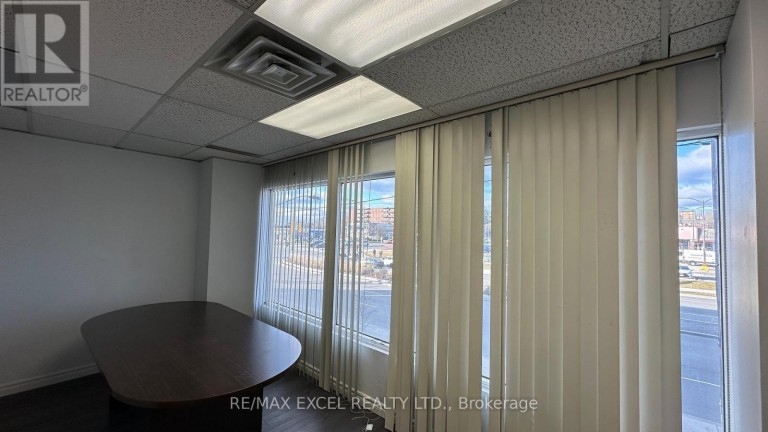 212 - 2425 EGLINTON AVENUE E, Toronto (Kennedy Park), Ontario, M1K5G8