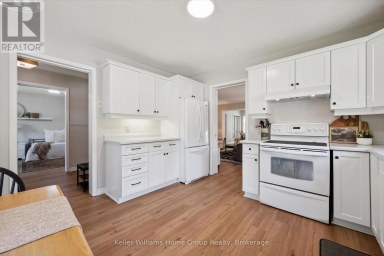 136 BRISTLECONE CRESCENT Centre Wellington (Belwood) Ontario photo 10
