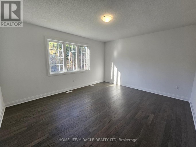 1869 NARCISSUS GARDENS, Pickering, Ontario, L1X2R2