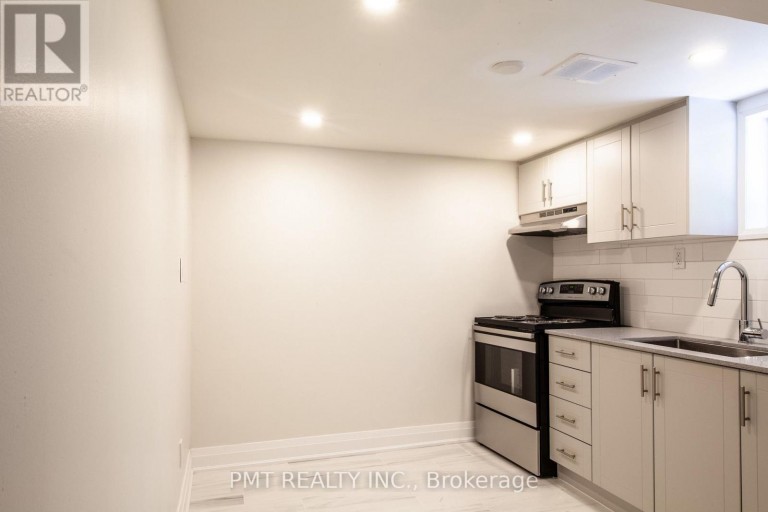 BASEMENT - 34 ROBINDALE AVENUE, Toronto (Alderwood), Ontario, M8W4A9