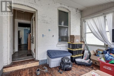 88 FLORA STREET St. Thomas Ontario photo 6