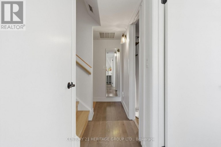 8 - 87 LILLIAN STREET, Toronto (Mount Pleasant West), Ontario, M4S2H7