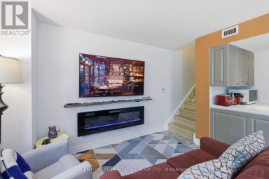 8 - 87 LILLIAN STREET Toronto (Mount Pleasant West) Ontario photo 9