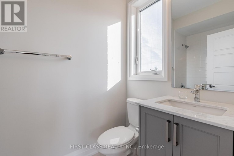 15 KENNETH CAMPBELL COURT, Aurora (Aurora Highlands), Ontario, L4G5Z4