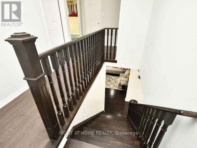 UPPER - 33 SCHOONER DRIVE, Brampton (Fletcher's Meadow), Ontario, L7A3H3
