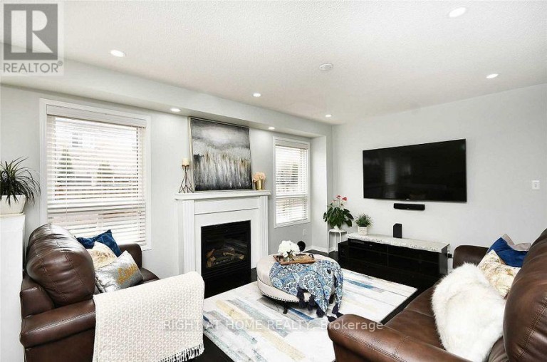 UPPER - 33 SCHOONER DRIVE, Brampton (Fletcher's Meadow), Ontario, L7A3H3