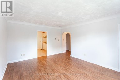 2 - 718 ROSS STREET Burlington (Brant) Ontario photo 3