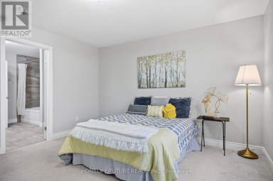 1049 MELSETTER WAY London North (North S) Ontario photo 16
