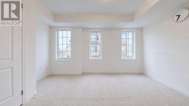 46 FILLY PATH Oshawa (Windfields) Ontario photo 13