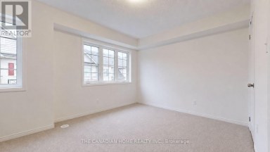 46 FILLY PATH Oshawa (Windfields) Ontario photo 24