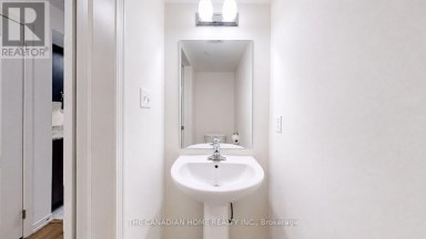 46 FILLY PATH Oshawa (Windfields) Ontario photo 9