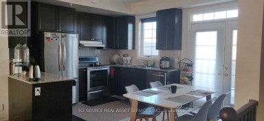 UNIT 2 - 76 CATHEDRAL HIGH STREET Markham (Cathedraltown) Ontario photo 3