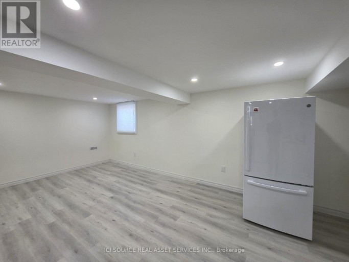 BASEMENT - 1324 ODESSA CRESCENT, Oakville (CP College Park), Ontario, L6H1R8