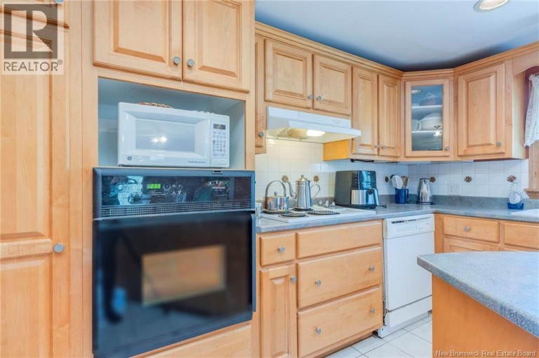 370 Greenhead, Saint John, New Brunswick, E2M4W5