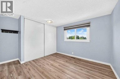 32 Macewan Park Link NW Calgary Alberta photo 12