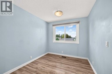 32 Macewan Park Link NW Calgary Alberta photo 7