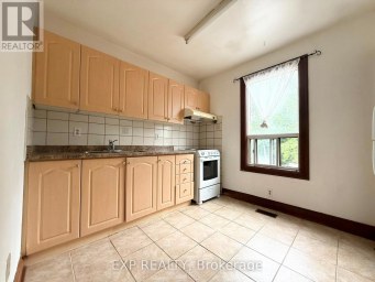 2ND FL - 759 GERRARD STREET E Toronto (South Riverdale) Ontario photo 1