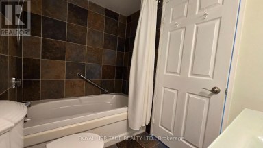 1203 - 150 DUNLOP STREET E Barrie (City Centre) Ontario photo 16